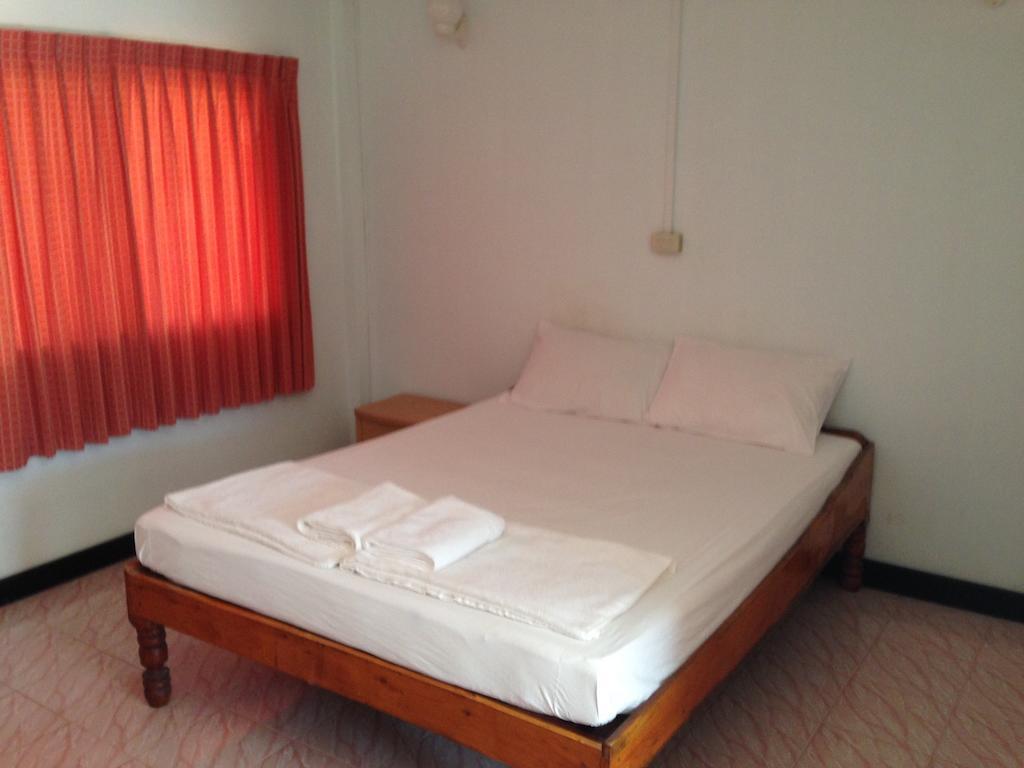 קו לנטה Lovely Lanta Resort חדר תמונה